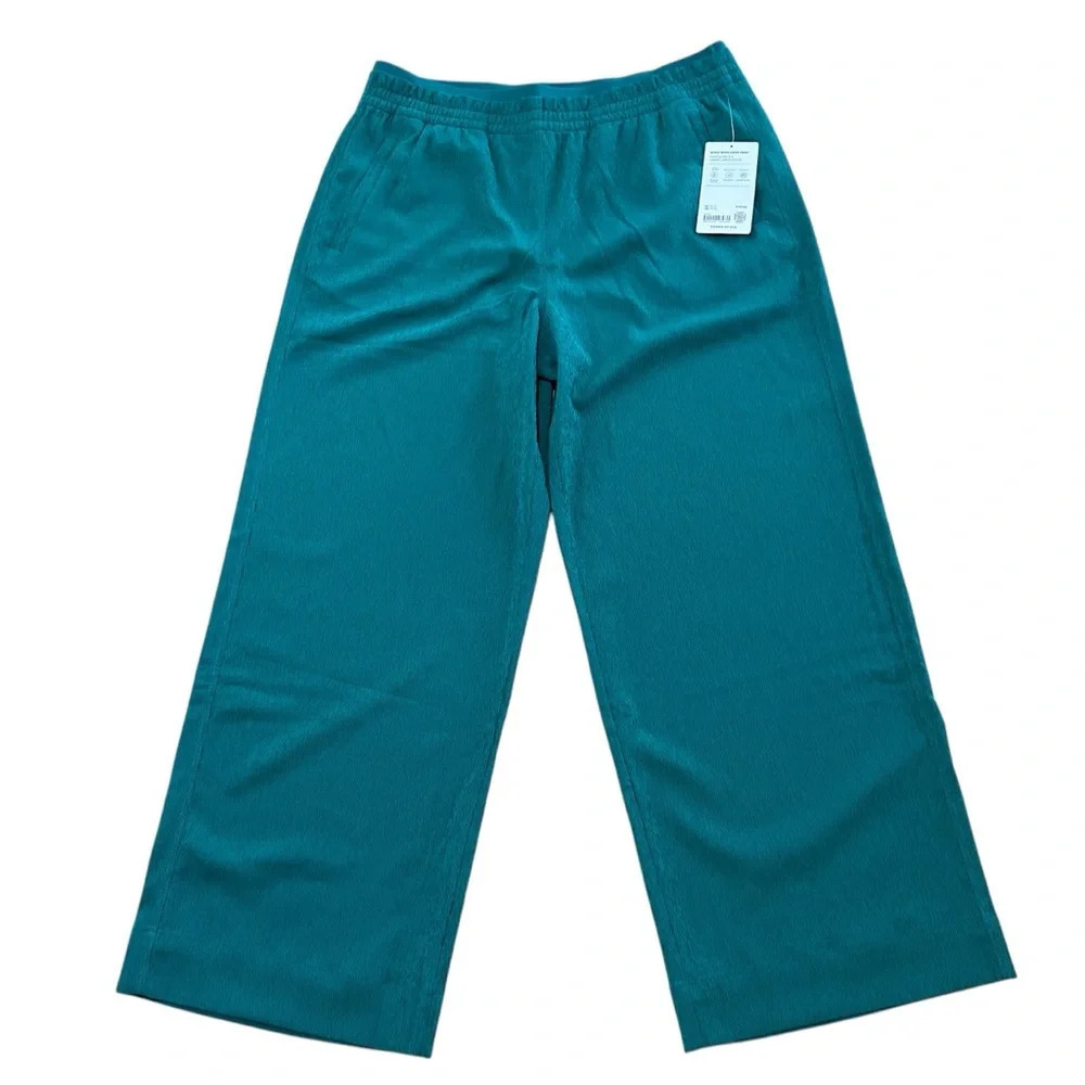 Athleta Echo Wide Crop Kelly Green Quick Drying Breathable Pants Sz 14T NWT